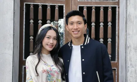 Doãn Hải My gây chú ý với phong thái ăn mặc giản dị nhưng đầy sức hút.