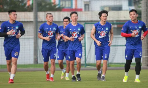 Lý do CLB HAGL thay đổi kế hoạch tập luyện trước thềm trận gặp Nam Định?