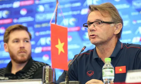HLV Philippe Troussier chính thức trở thành tân HLV trưởng ĐT Việt Nam