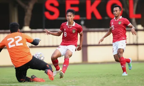 Chùm ảnh U20 Indonesia thi triển Pencak Silat trong trận giao hữu với Fiji