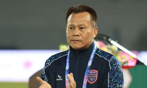 V-League 2023: CLB Bình Dương sa thải HLV Lư Đình Tuấn, lộ diện người thay thế