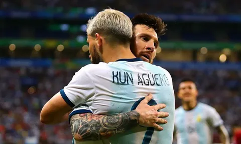 Aguero vô tình tiết lộ bến đỗ tiếp theo của Messi