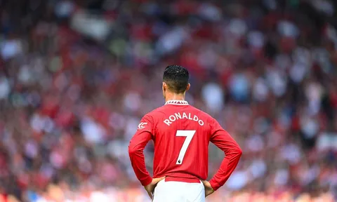 Ronaldo có nhận được huy chương khi Man United vô địch Carabao Cup không?