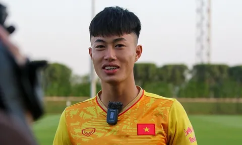 Tiền vệ U23 Việt Nam tiết lộ điều bất ngờ về HLV Philippe Troussier