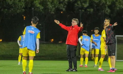 HLV Troussier tiết lộ điều ước đặc biệt trong ngày đón sinh nhật cùng U23 Việt Nam