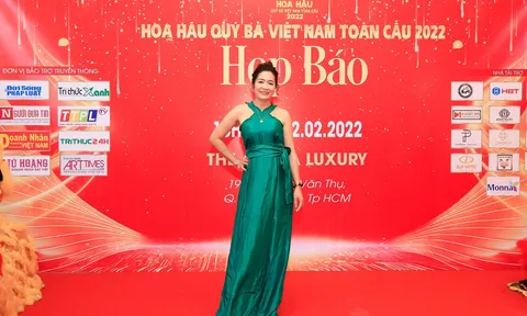 Nữ doanh nhân đa sắc đa tài Dương Thị Huyền