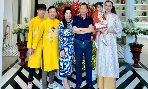 Cường Đô La chia sẻ khoảnh khắc quây quần bên gia đình ngày mùng 1 Tết