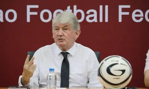 HLV Steve Darby: 'Gọi Quang Hải về đá AFF Cup 2022 là sai lầm lớn'
