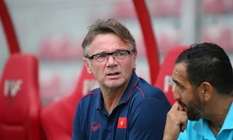 HLV Troussier lên danh sách ĐT Việt Nam: Không Quang Hải, Văn Toàn, Công Phượng