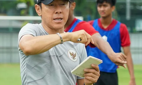 HLV Shin Tae Yong 'khẩu chiến' trước giải châu Á