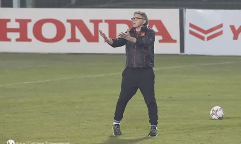 Sắp triệu tập cầu thủ U20 Việt Nam, HLV Philippe Troussier nói rõ 1 điều với các học trò