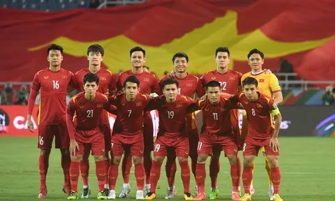 NÓNG: HLV Troussier công bố danh sách tập trung ĐT Việt Nam