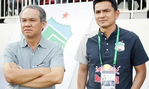 HAGL 'đại cách mạng', HLV Kiatisak tiết lộ bất ngờ về bầu Đức