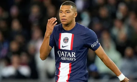 Champions League sắp trở lại, Mbappe bỗng nhận tin không thể buồn hơn