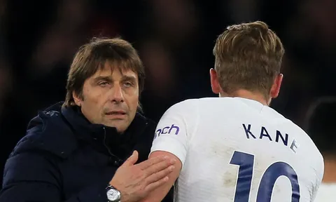 Đang nằm viện, HLV Conte vẫn bị Harry Kane ra 'yêu sách' khó đỡ