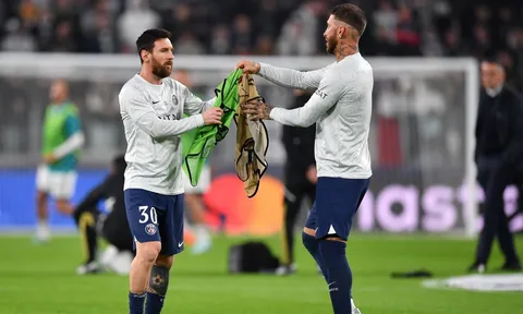 Nhà vô địch World Cup có hành động khiến tất cả phải phẫn nộ