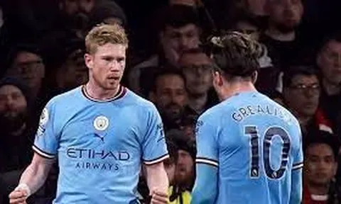 Phẫn nộ trước hành động của sao Man City với thầy cũ