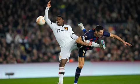 MU và Barca cùng nhau tạo nên điều chưa từng có trong lịch sử