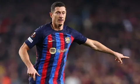 Hạ đẹp Cadiz, Barca sẵn sàng chiến MU