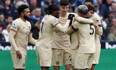 Ra quyết định táo bạo, MU muốn có siêu sao của Chelsea