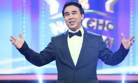 MC Quyền Linh bị đàn em 'bóc trần' con người thật ngay trên sóng truyền hình