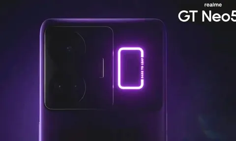 Teaser Realme GT Neo 5 tiết lộ dải đèn RGB ở mặt sau giống Nothing Phone 1