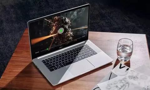 Infinix Zero Book Ultra ra mắt: Màn hình 15,6 inch, RAM 32GB, giá từ 14,3 triệu đồng