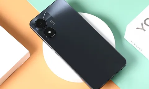 Giá vivo Y02s tháng 2/2023: Rẻ sập sàn chỉ từ 3 triệu, thiết kế đẹp chẳng kém iPhone 12