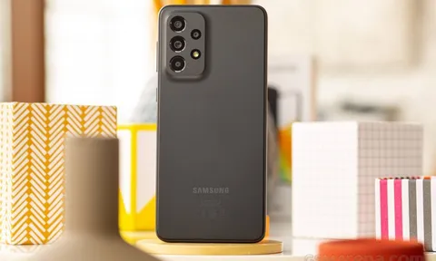 Giá đập hộp Galaxy A33 5G giảm mạnh ‘dọn đường’ cho Galaxy A34 5G tiến vào thị trường Việt