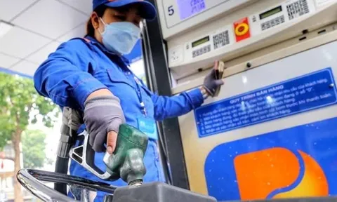 Giá xăng dầu hôm nay ngày 27/2: Tiếp tục tăng nhẹ