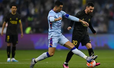 Rượt đuổi nghẹt thở, 'mưa' 9 bàn thắng trong ngày Ronaldo và Messi tái đấu