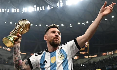 Messi bất ngờ đưa ra tuyên bố về quyết định giải nghệ