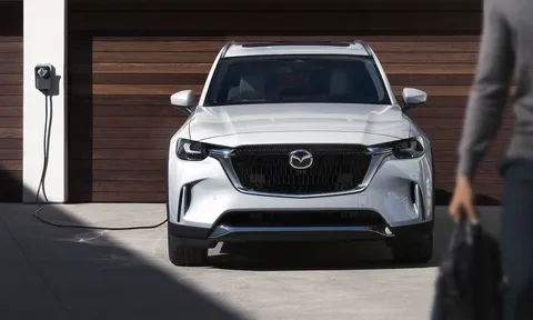 Mazda CX-90 2024 chính thức ra mắt: Động cơ mới là điểm nhấn