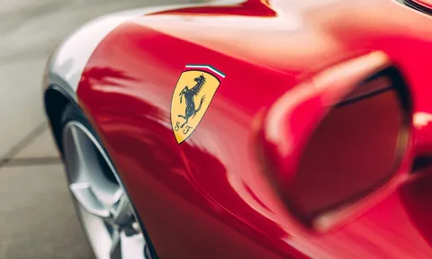 "Ngựa chồm" Ferrari bán hơn 13.000 xe trong năm 2022, xô đổ nhiều kỷ lục bán hàng