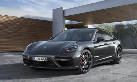 Đại lý Porsche ghi nhầm giá khiến hàng trăm người cọc bị "bom hàng"