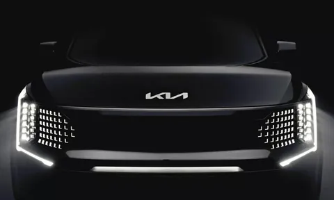 VIDEO: KIA EV9 "nhá hàng" với bộ đèn LED cực ngầu, xứng danh xe điện đầu bảng