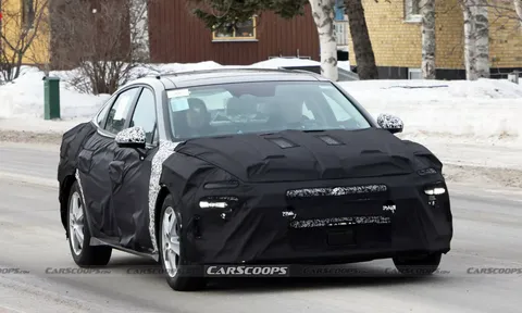 Hyundai Sonata 2024 lộ diện với nhiều nâng cấp đáng tiền, liệu có về Việt Nam đấu Toyota Camry