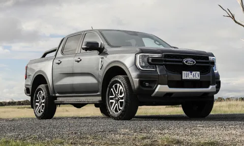 Đại lý "rộn ràng" nhận cọc Ford Ranger Sport, dự kiến giao xe ngay tháng sau