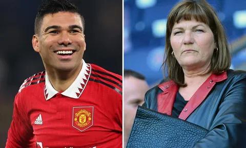 Casemiro quá hay: MU hưởng lợi, triệu fan đòi dựng tượng... mẹ Rabiot