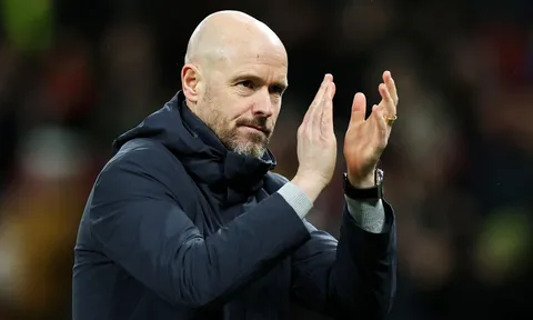 Ten Hag đã nói gì trong giờ nghỉ để giúp MU hạ West Ham tại FA Cup?