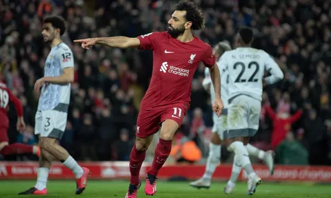 Hạ đẹp Wolves, Liverpool thổi lửa vào cuộc đua top 4 Premier League