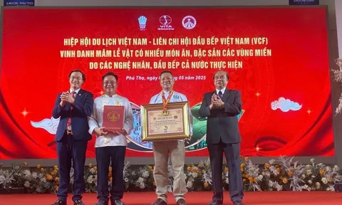 Lễ Dâng Hương Hoàng Tử Lang Liêu: Tôn Vinh Tổ Nghề và Ẩm Thực Việt