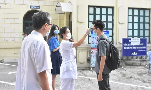 13 thí sinh bị đình chỉ trong ngày thi tốt nghiệp THPT đầu tiên