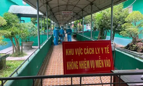 Nóng: Ca mắc COVID-19 ở Hà Nội chưa rõ nguồn lây, truy vết toàn bộ F1, F2