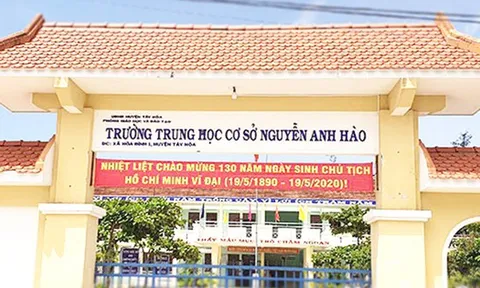 Nóng: Hiệu trưởng nhờ giáo viên đi thi hộ để lấy bằng đại học