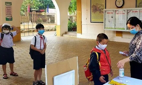 Miễn 4 tháng học phí cho học sinh do COVID-19