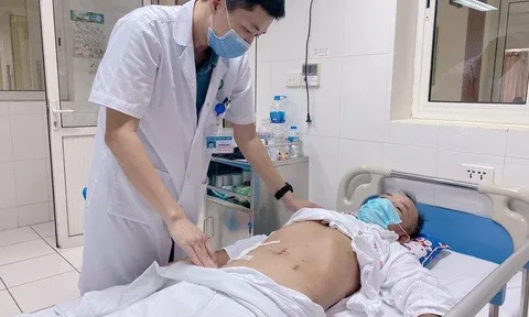 Hà Nội: Người đàn ông bị thủng ruột do nuốt phải tăm