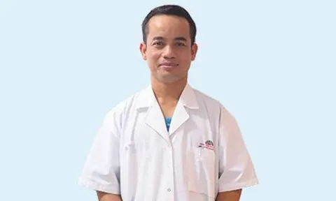 Tâm thư của bác sĩ đầu tiên trực tiếp thăm khám cho bệnh nhân thứ 17