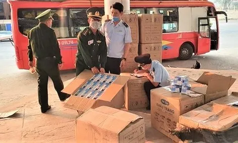 Chặn đứng vụ vận chuyển trái phép 90.000 khẩu trang y tế qua biên giới 