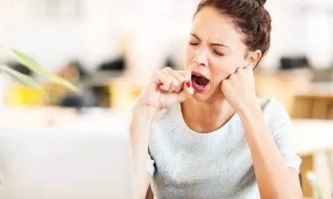 Những thói quen xấu khiến bạn già nhanh trước tuổi